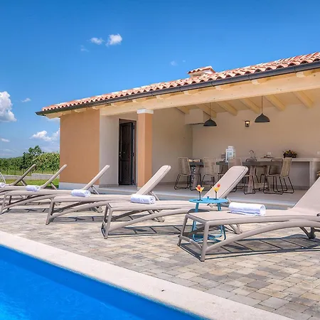 Cosima Holiday home